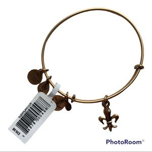 Alex and Ani Fleur de Lis Gold Bracelet French Royalty NWT
